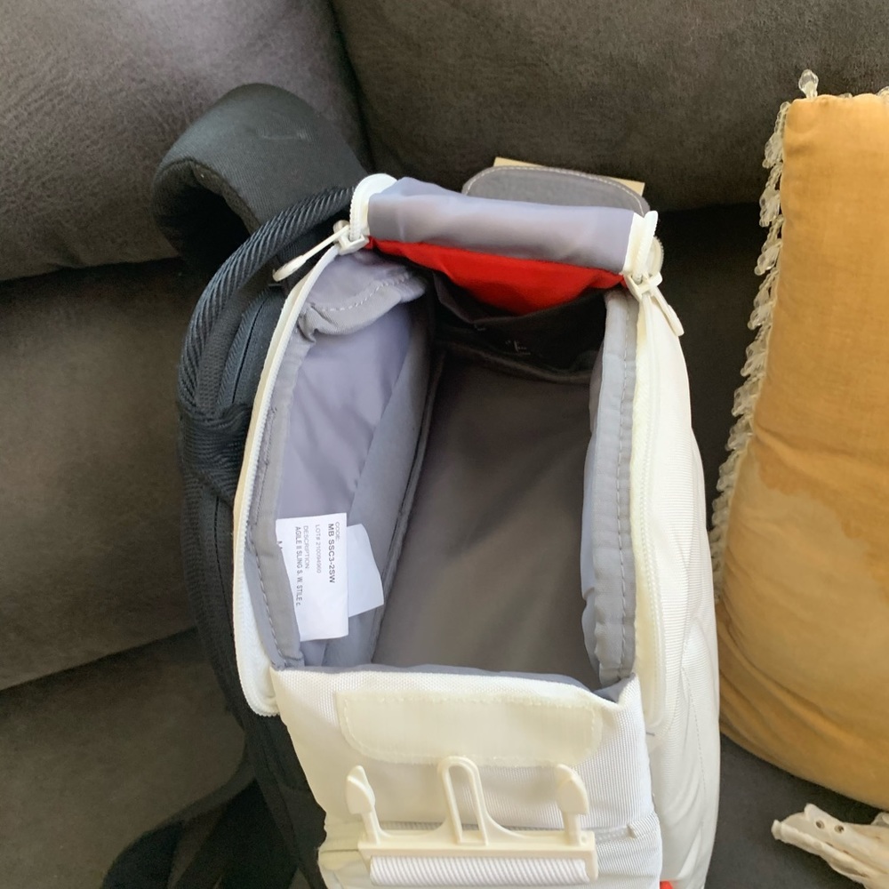 Camera Bag (backpack) - Picture 5 of 8